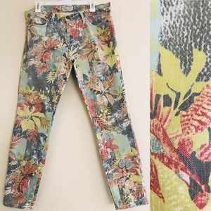 CURRENT/ELLIOTT Tropical Distressed JEANS Size 34